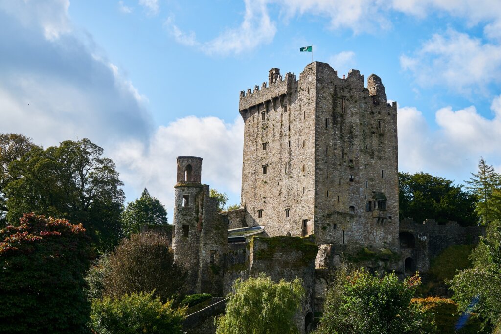 blarney castle in Ireland, a perfect location for an ireland castle elopement. Photo by NakNakNak